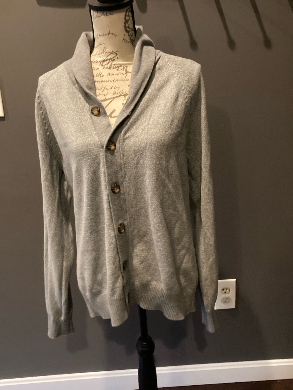 Good fellow & Co gray marled thick size medium cardigan EUC 💯 cotton